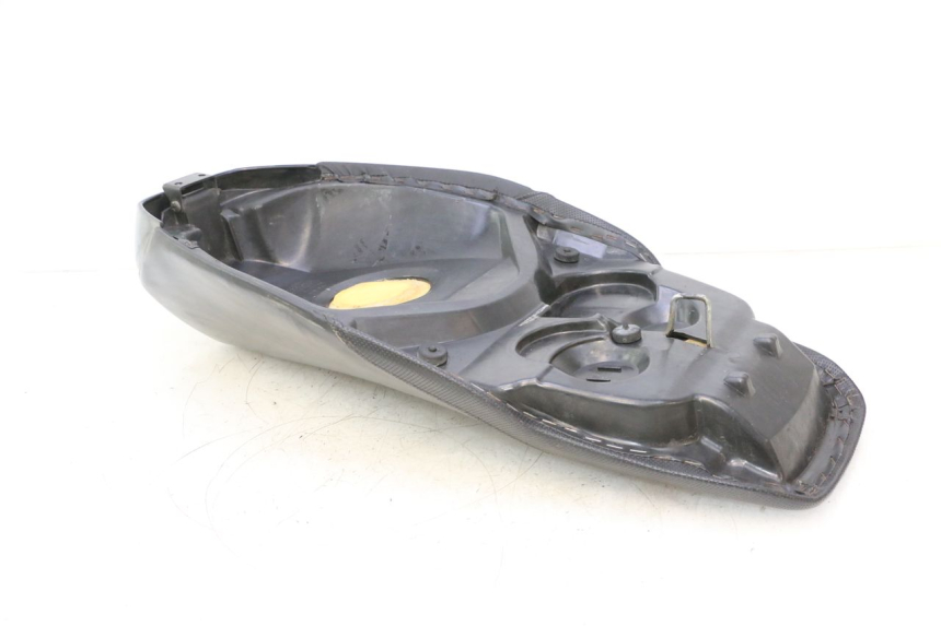 photo de SELLE PEUGEOT SPEEDFIGHT 2 AC 50 (2000 - 2009) - Vue d’ensemble