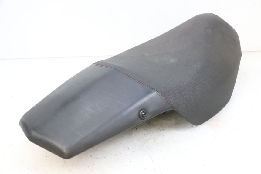 photo de SELLE PEUGEOT SPEEDFIGHT 4 4T EFI 50 (2021 - 2025) - Vue produit
