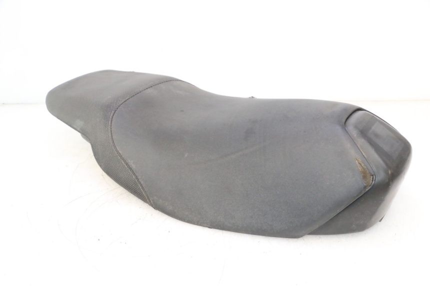 photo de SELLE PEUGEOT SPEEDFIGHT LC 50 (1996 - 2002) - Détails caractéristiques