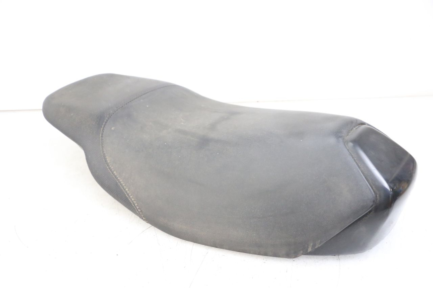 photo de SELLE PEUGEOT SPEEDFIGHT 100 (1997 - 2007) - Détails caractéristiques