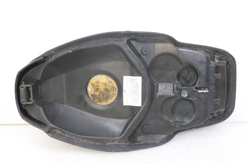 photo de SELLE PEUGEOT SPEEDFIGHT 100 (1997 - 2007) - État de surface