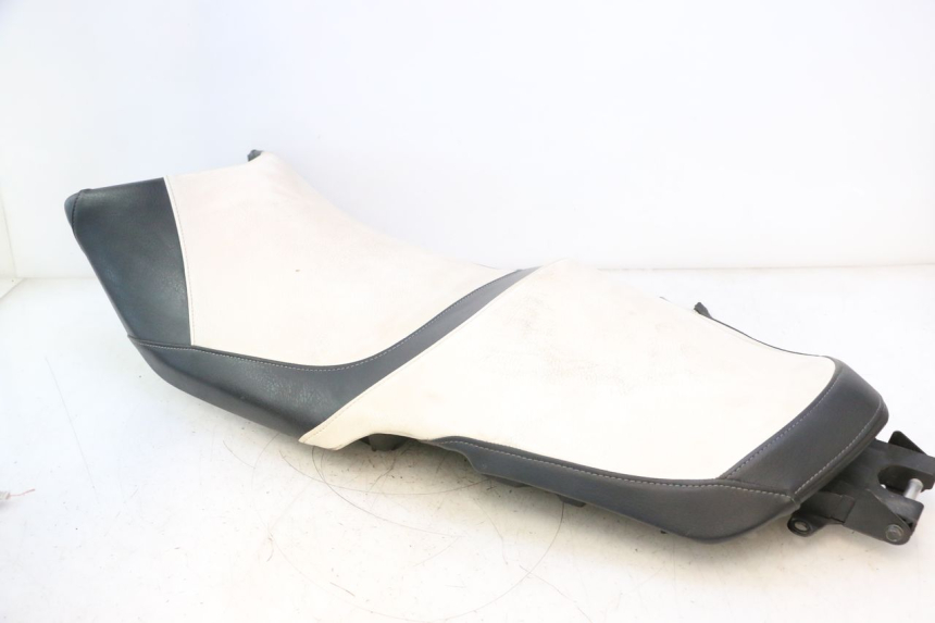 photo de SELLE CAN-AM SPYDER RS 1000 (2008 - 2012) - Inspection visuelle