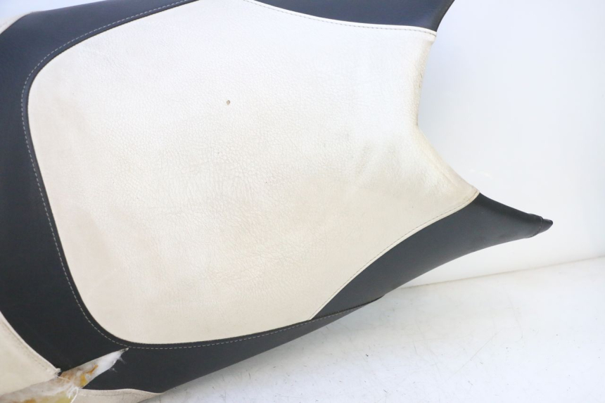 photo de SELLE CAN-AM SPYDER RS 1000 (2008 - 2012) - Aperçu profil