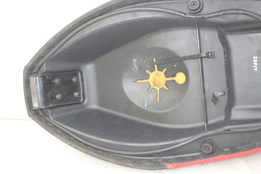 photo de SELLE APRILIA SR 2T 50 (2012 - 2017) - Vue produit