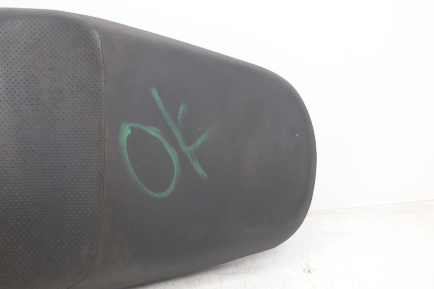 photo de SELLE DUCATI SS IE DS CARENEE 1000 (2002 - 2006) - Autre angle de vue