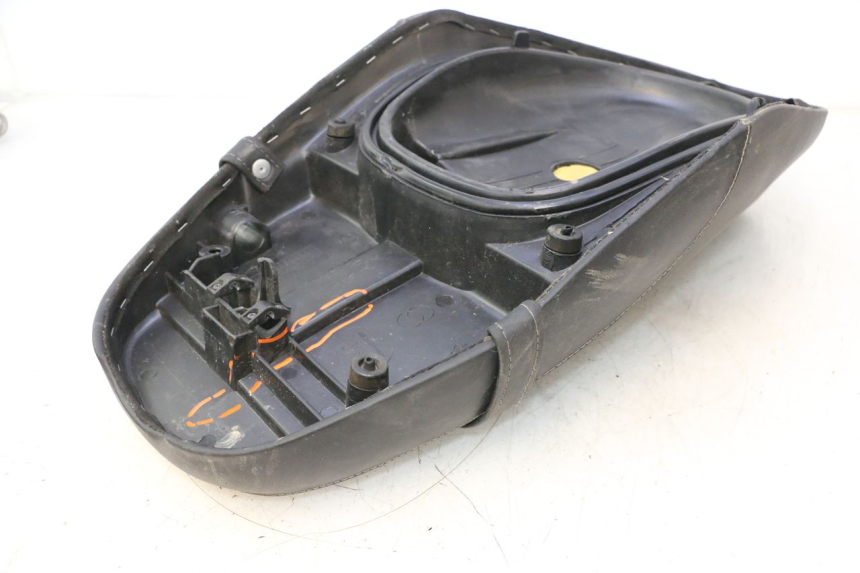 photo de SELLE GILERA STALKER 50 (2004 - 2014) - Focus structure