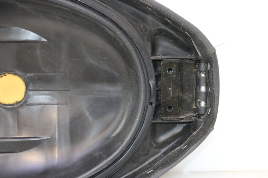 photo de SELLE GILERA STALKER 50 (2004 - 2014) - Détail de la pièce