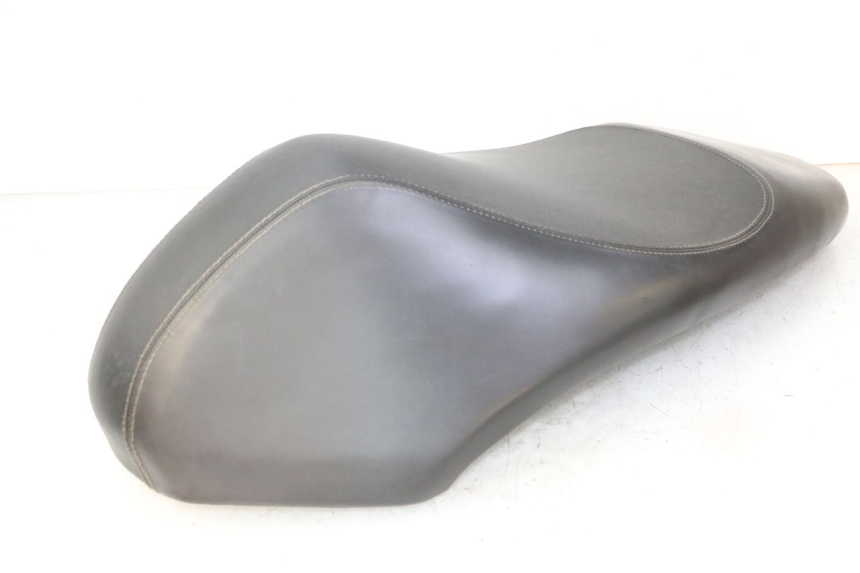 photo de SELLE PEUGEOT STREETZONE I 2T 50 (2018 - 2020) - Vue rapprochée