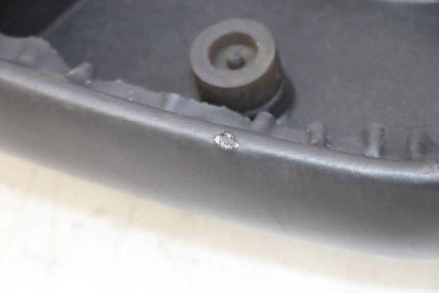 photo de SELLE PEUGEOT STREETZONE I 2T 50 (2018 - 2020) - Autre angle de vue