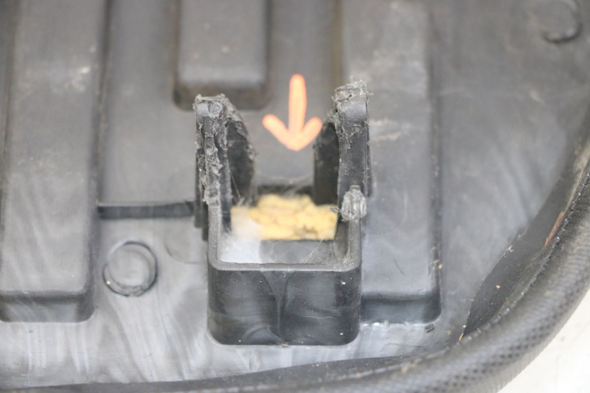 photo de SELLE MBK STUNT NAKED 50 (2004 - 2018) - Zoom composants