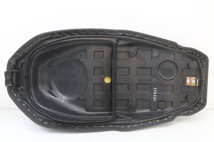 photo de SELLE KYMCO SUPER 8 4T 50 (2018 - 2020) - Autre angle de vue