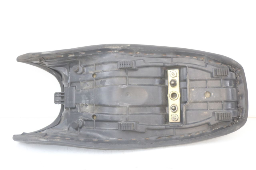 photo de SELLE SUZUKI GS F 500 (2004 - 2007) - Pièce contrôlée