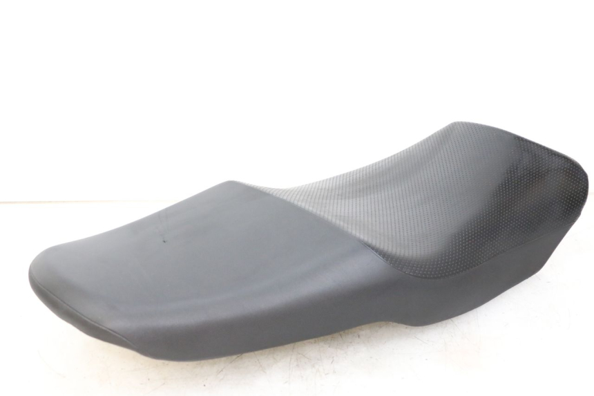 photo de SELLE SUZUKI GSF S BANDIT 600 (2000 - 2004) - Inspection visuelle