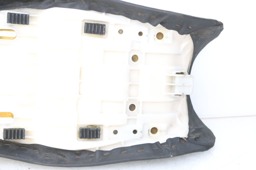 photo de SELLE SUZUKI GSF S BANDIT 600 (2000 - 2004) - État de surface