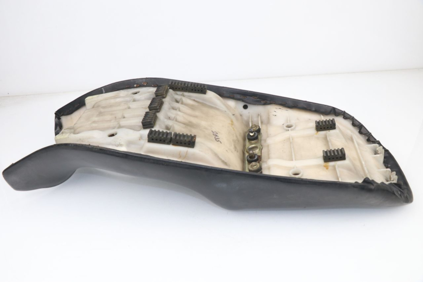 photo de SELLE SUZUKI GSX F GSXF 750 (1988 - 1998) - Vue produit