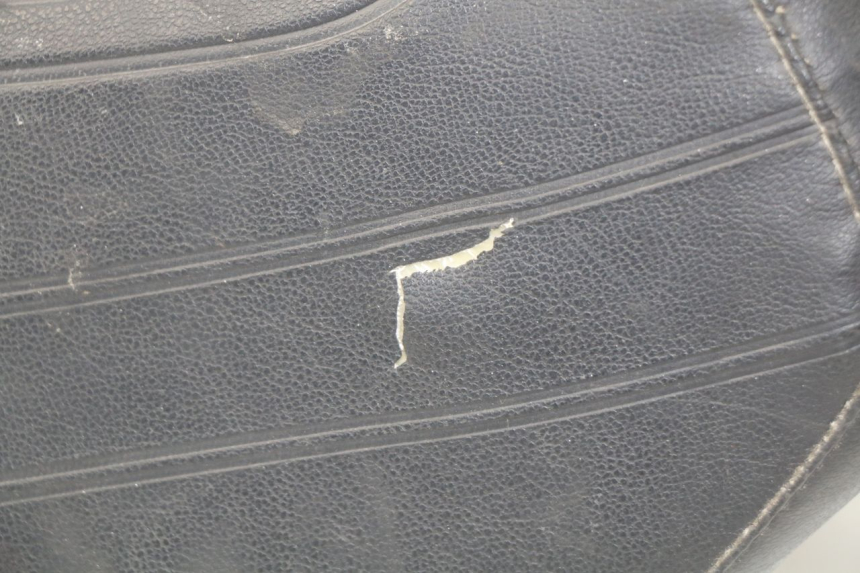 photo de SELLE PEUGEOT SX 80 (1986 - 1995) - Points de fixation