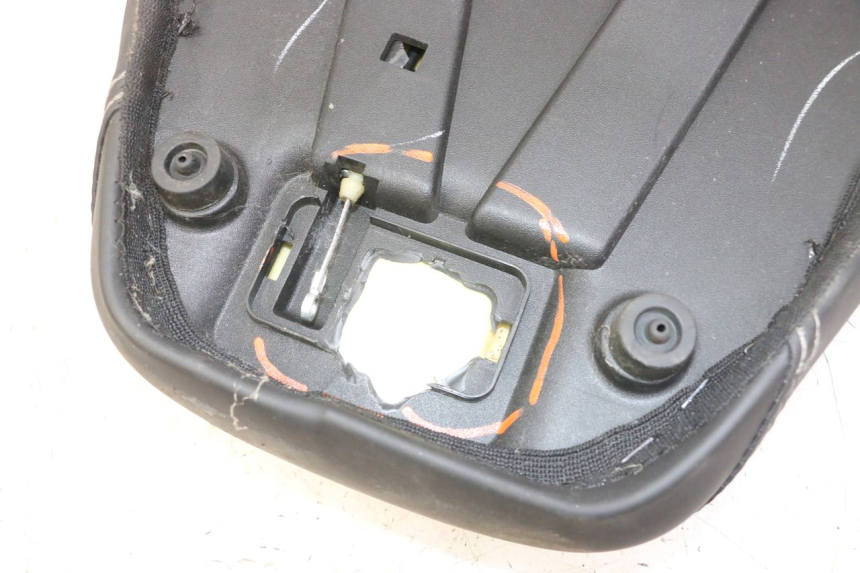 photo de SELLE APRILIA SXR 50 (2021 - 2023) - Focus structure