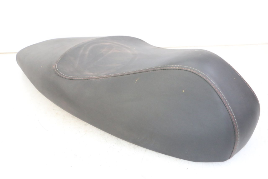 photo de SELLE APRILIA SXR 50 (2021 - 2023) - Gros plan technique