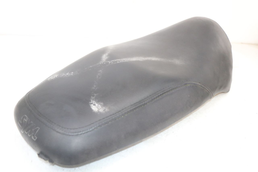 photo de SELLE SYM ORBIT III 3 4T 50 (2018 - 2021) - Points de fixation