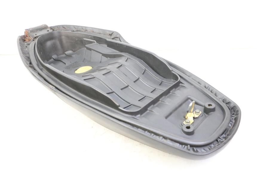 photo de SELLE SYM ORBIT III 3 4T 50 (2018 - 2021) - Vue rapprochée