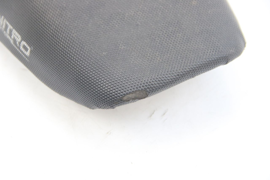 photo de SELLE NITRO MOTORS THUNDER 125 - Gros plan technique