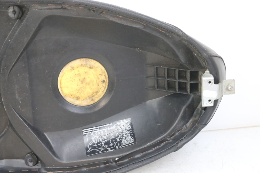photo de SELLE PEUGEOT TKR TREKKER FURIOUS 50 (2005 - 2014) - Inspection visuelle