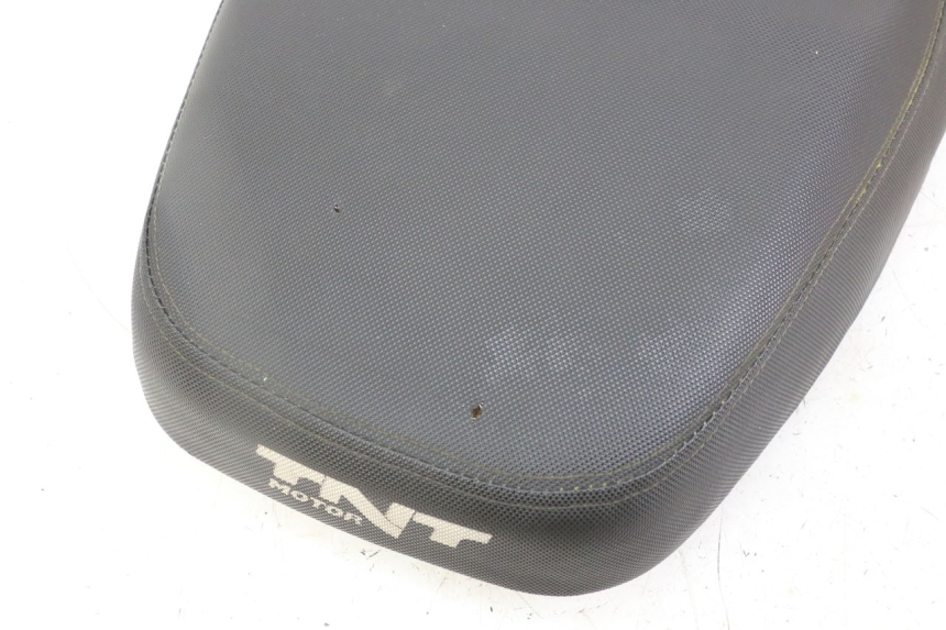 photo de SELLE TNT MOTOR ROMA 10' 4T 50 (2019 - 2022) - Vue rapprochée