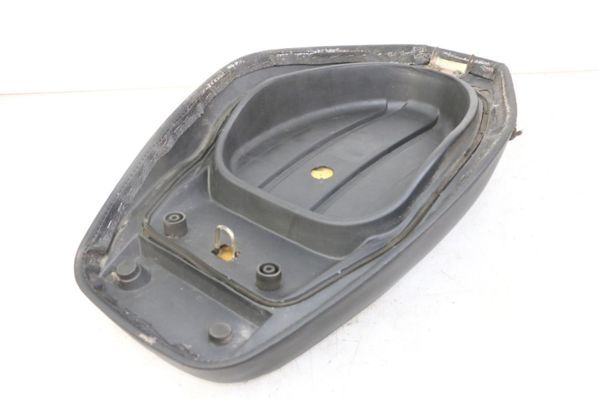 photo de SELLE TNT MOTOR ROMA 10' 4T 50 (2019 - 2022) - Gros plan technique