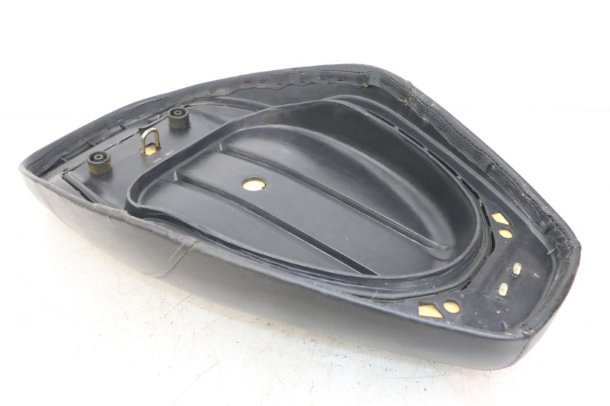 photo de SELLE BAOTIAN TRAVEL SPIRIT 50 (2010 - 2012) - État de surface
