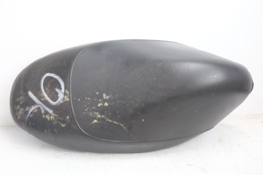 photo de SELLE PEUGEOT TREKKER TKR 50 (2005 - 2014) - Vue principale