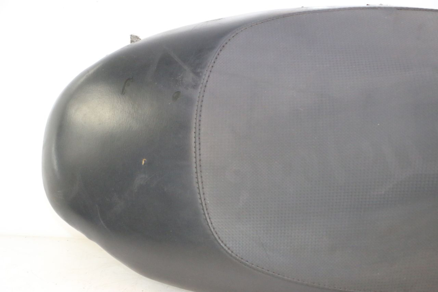 photo de SELLE PEUGEOT TREKKER 50 (1995 - 2004) - Vue principale