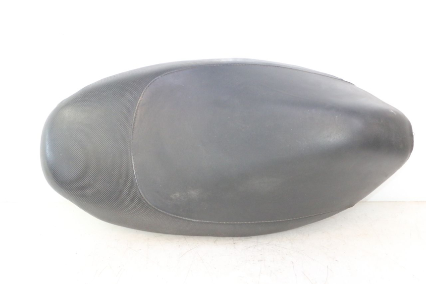 photo de SELLE PEUGEOT TREKKER 50 (1995 - 2004) - Vue principale