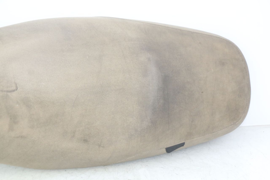 photo de SELLE PEUGEOT TWEET 4T 50 (2010 - 2014) - Zoom composants