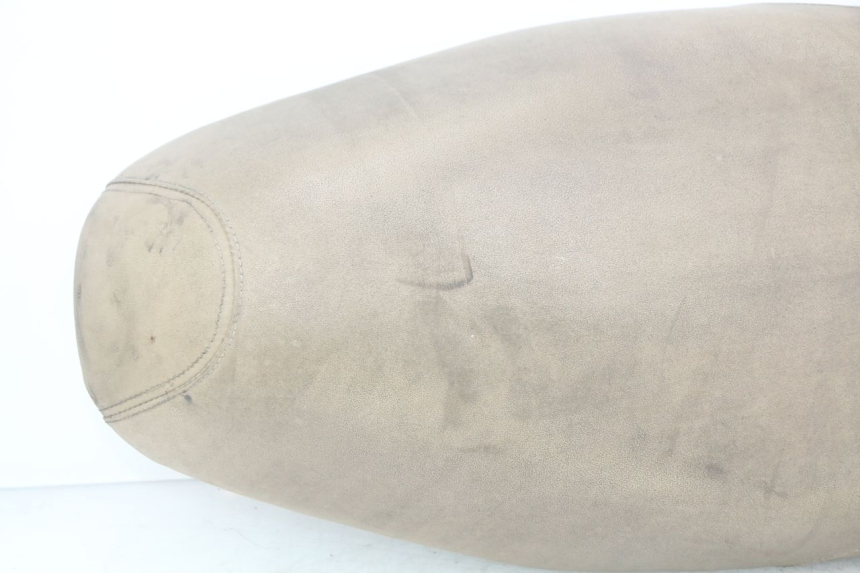 photo de SELLE PEUGEOT TWEET 4T 50 (2010 - 2014) - Vue rapprochée