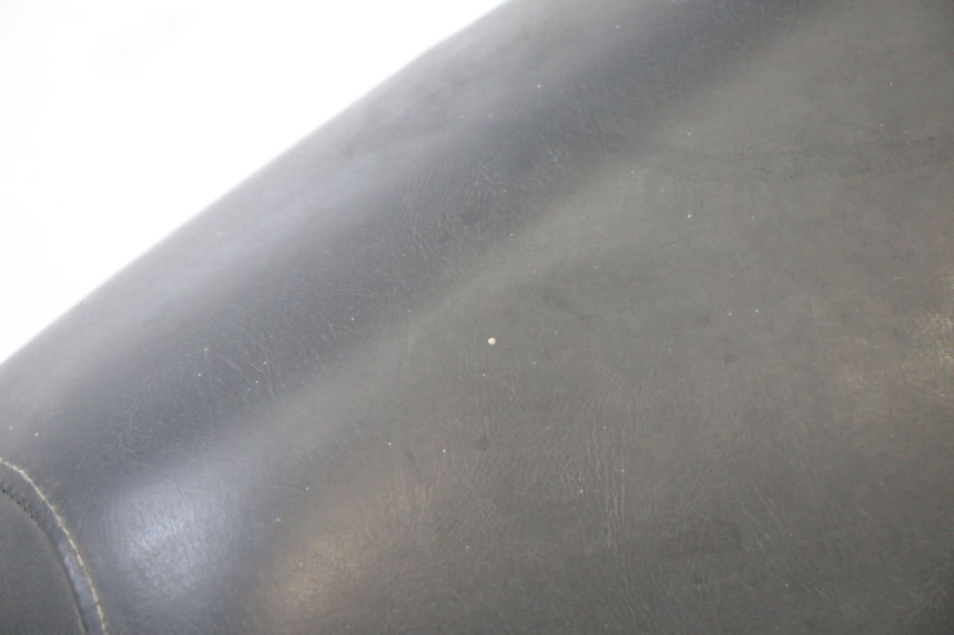 photo de SELLE PEUGEOT TWEET 4T 50 (2014 - 2019) - Zoom état d’usage