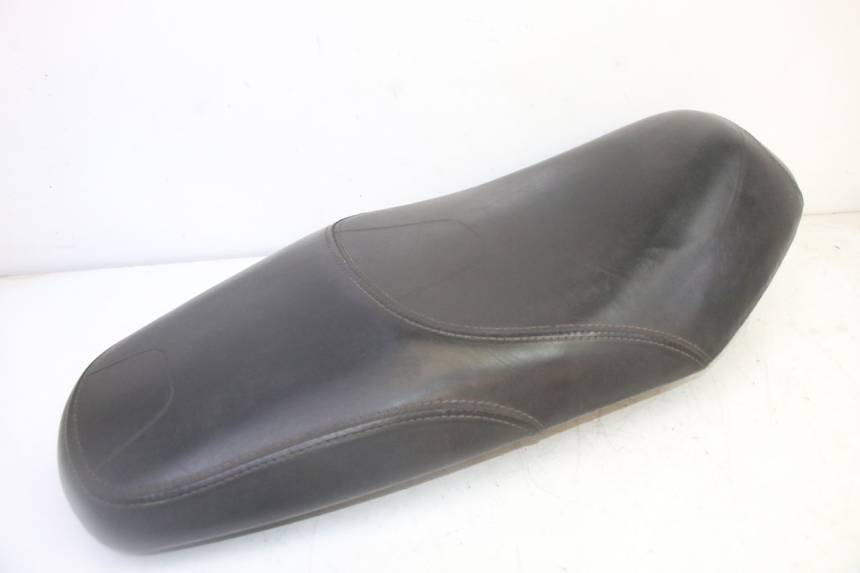 photo de SELLE PEUGEOT TWEET 4T 50 (2018 - 2022) - Autre angle de vue