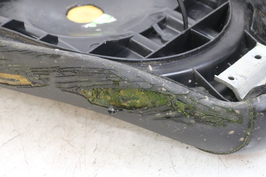 photo de SELLE PIAGGIO TYPHOON 50 (2000 - 2009) - Détail de la pièce