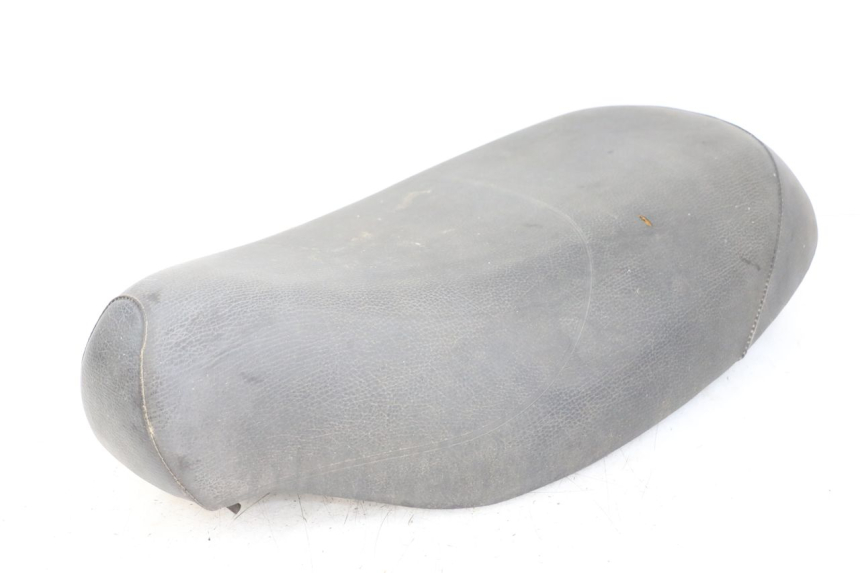 photo de SELLE PIAGGIO TYPHOON 80 (1994 - 1997) - Détail de la pièce