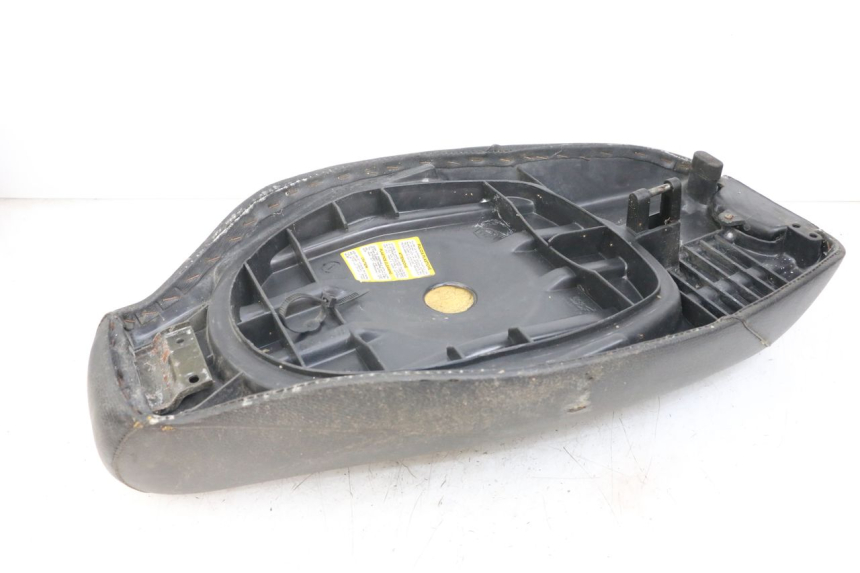 photo de SELLE PIAGGIO TYPHOON 80 (1994 - 1997) - Marquages et références