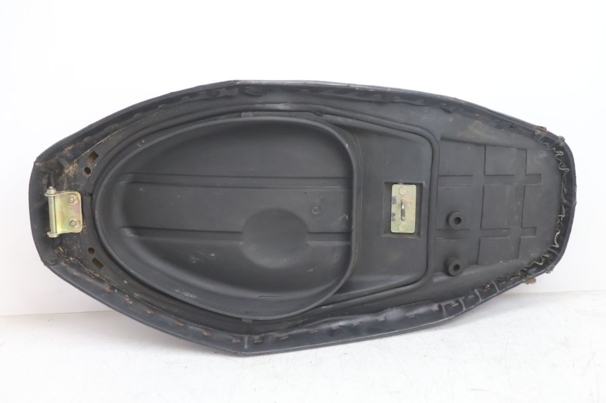 photo de SELLE PEUGEOT V-CLIC VCLIC 50 (2007 - 2013) - Photo complémentaire
