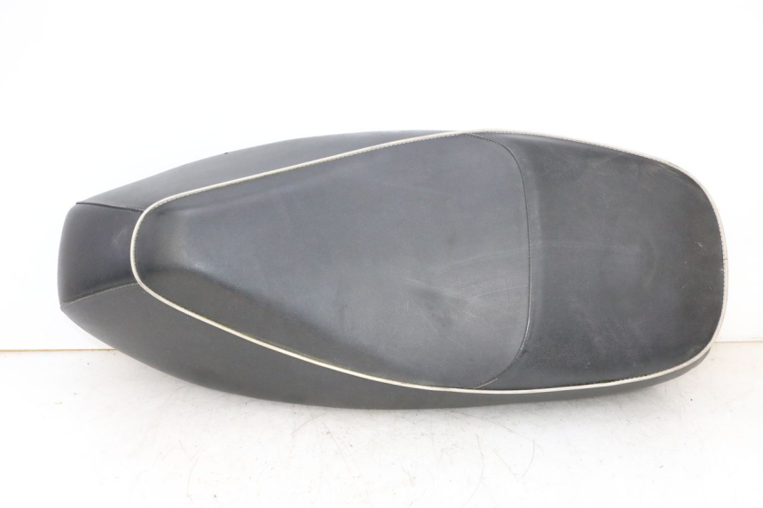 photo de SELLE PIAGGIO VESPA GTS SUPER IE 125 (2009 - 2016) - Vue principale