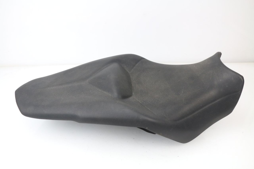 photo de SELLE HONDA VFR F 1200 (2010 - 2015) - Gros plan technique