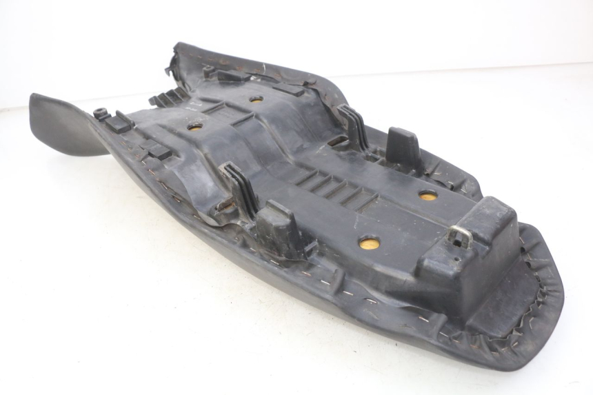 photo de SELLE HONDA VFR FI RC46 800 (1998 - 2001) - État de surface