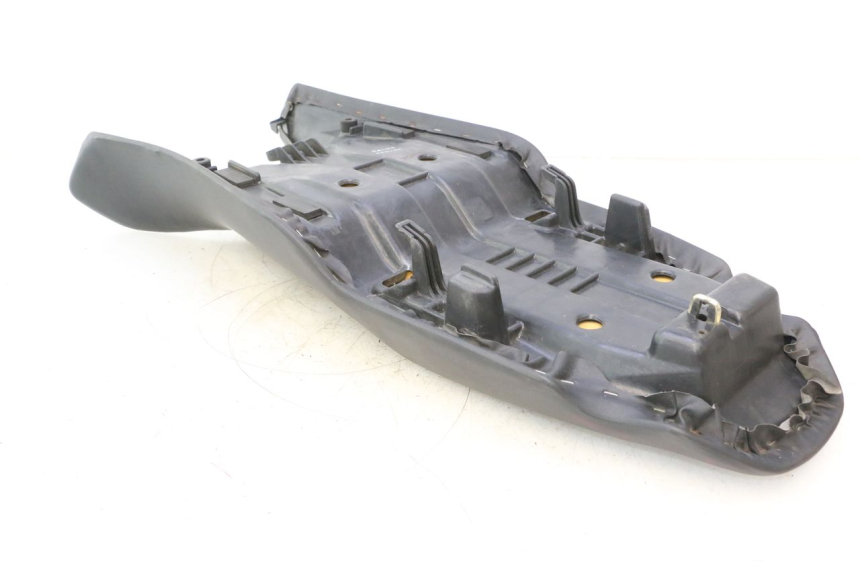 photo de SELLE HONDA VFR FI RC46 800 (1998 - 2001) - Gros plan technique