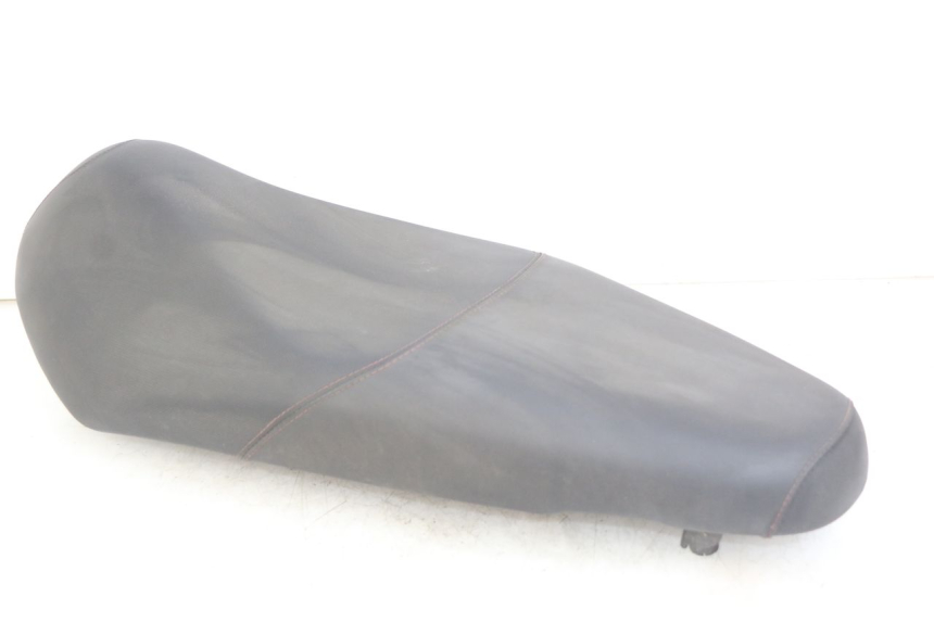 photo de SELLE HONDA VISION NSC R 50 (2013 - 2015) - Points de fixation