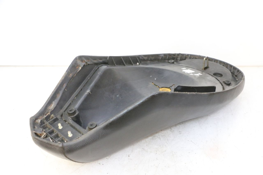 photo de SELLE PEUGEOT VIVACITY NEW 2T 50 (2008 - 2017) - Détail de la pièce