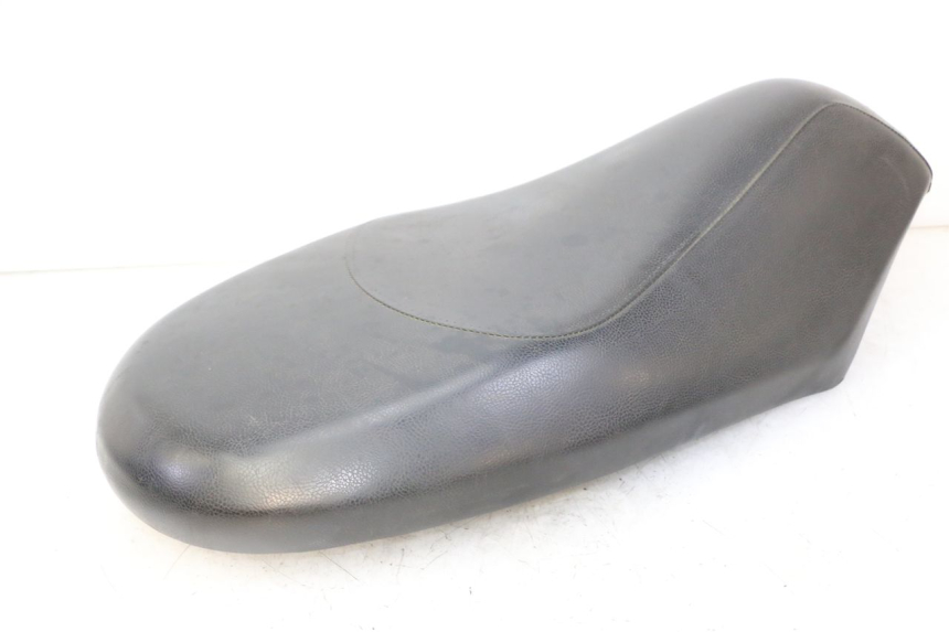 photo de SELLE PEUGEOT VIVACITY NEW 2T 50 (2008 - 2017) - Détails caractéristiques