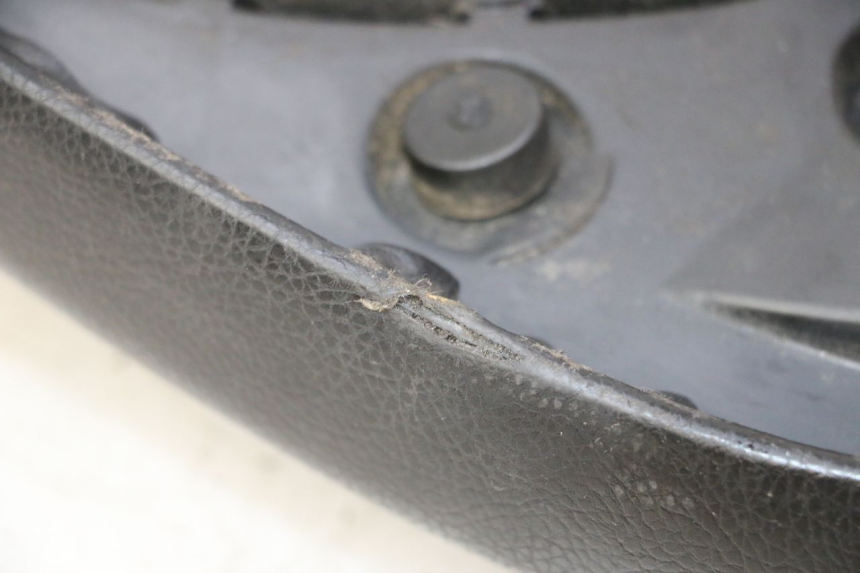 photo de SELLE PEUGEOT VIVACITY NEW 2T 50 (2008 - 2017) - Vue d’ensemble