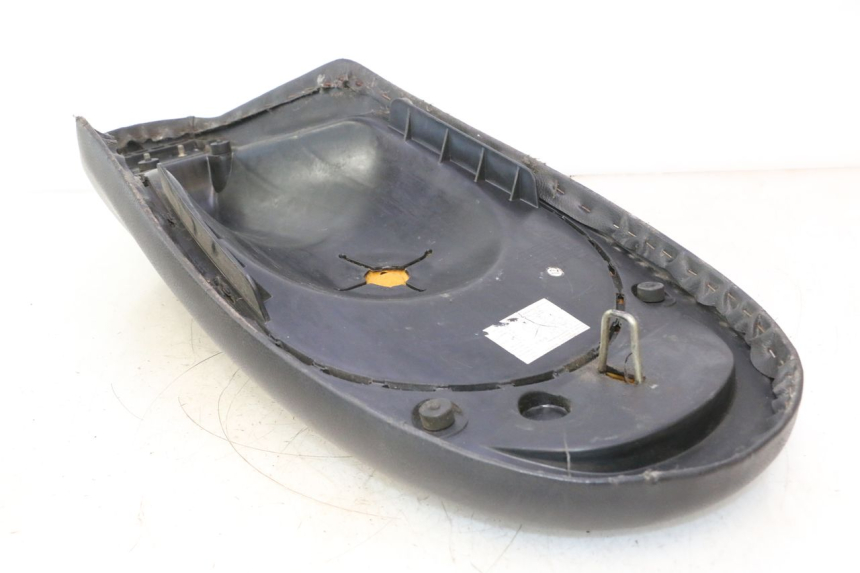 photo de SELLE PEUGEOT VIVACITY NEW 2T 50 (2008 - 2017) - Détails caractéristiques