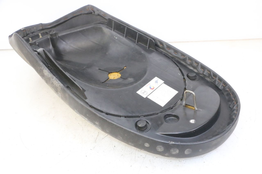 photo de SELLE PEUGEOT VIVACITY NEW 4T 50 (2008 - 2017) - Vue produit